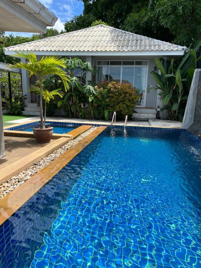 ホテル Pico Samui ボプート エクステリア 写真